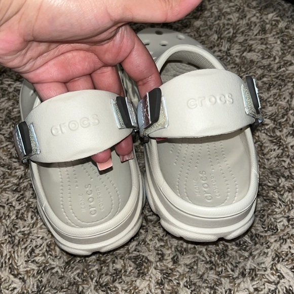 Crocs - Picture 2 of 5